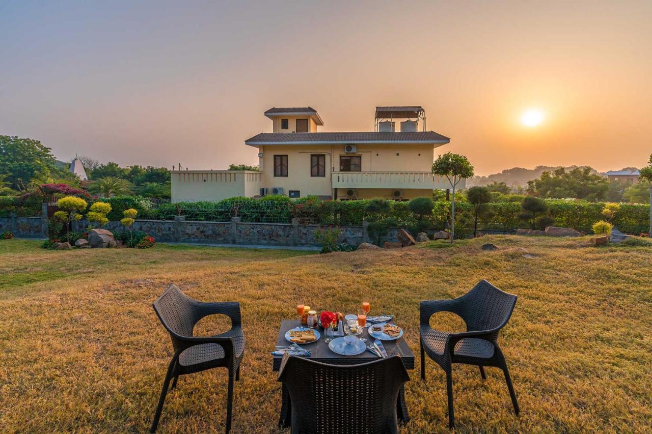 Bliss In The Woods By Veo - Part Of Stayvista Dhauj Exterior photo
